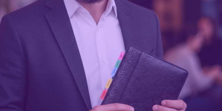 Advogado que usa marketing jurídico em seu escritório