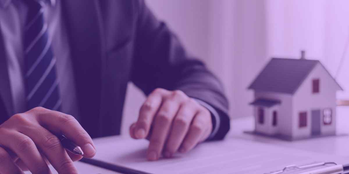 Advogado analisando um caso de comoriência