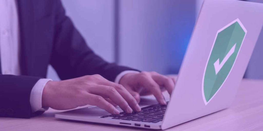 Advogado usando a Jurídico AI e conferindo que ela esta em conformidade com a LGPD