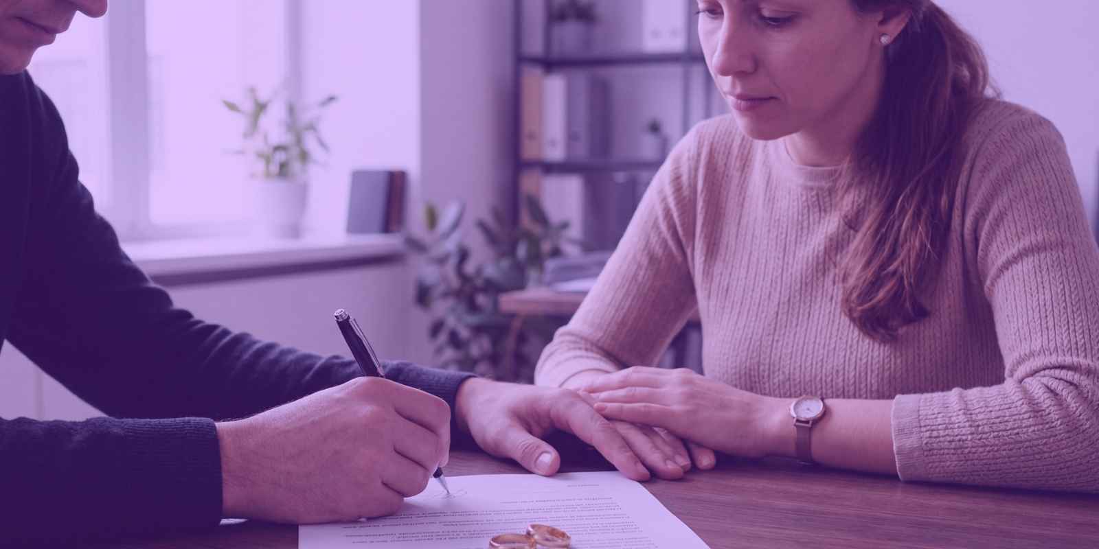 Veja como elaborar um modelo de dissolução de união estável, requisitos legais, tipos de dissolução e como fazer o documento corretamente e sem erros.