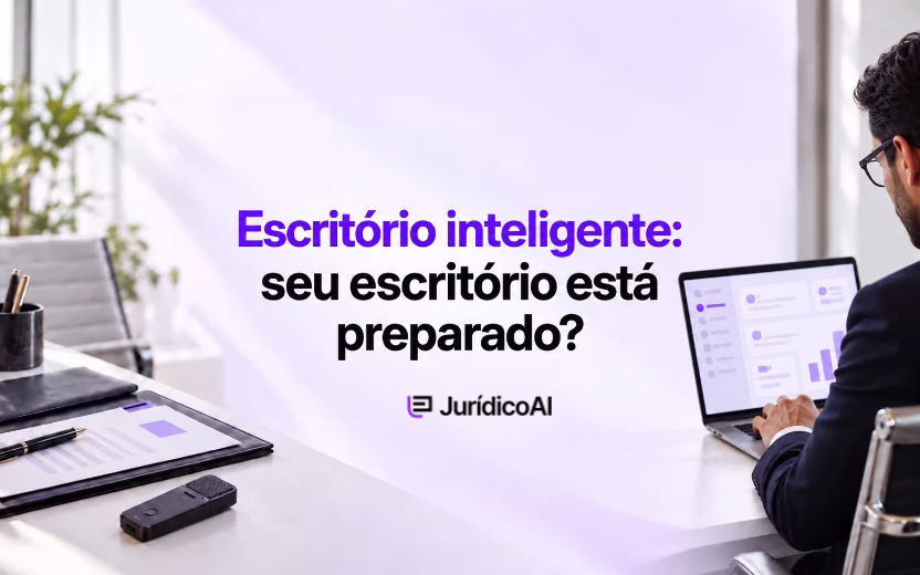 Advogado em um escritório inteligente